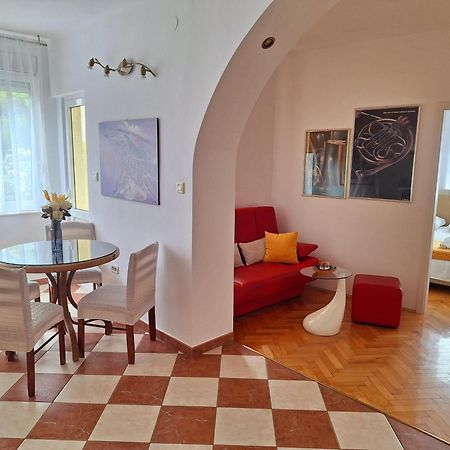 Sunny Center Apartment Split Ruang foto